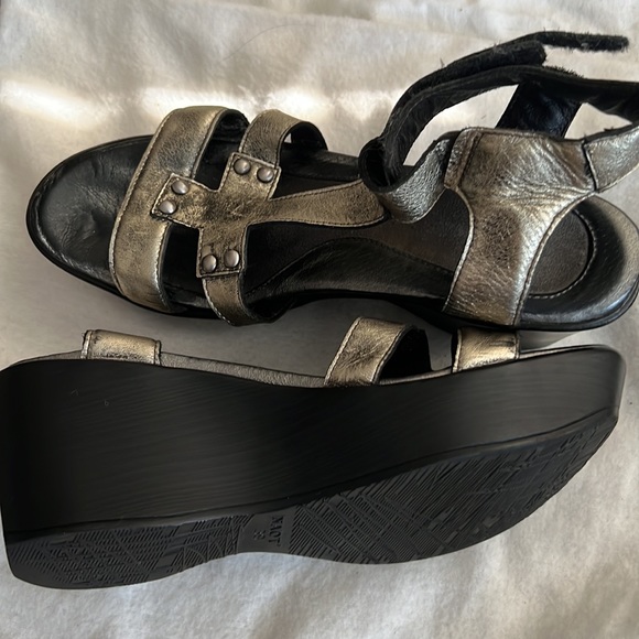 Naot Bronze Wedge Sandals - Picture 6 of 7